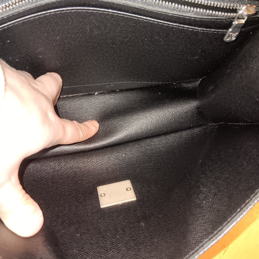 LV Black Taiga Leather Clutch w/ Silver tone hardware - Picture 6 of 7